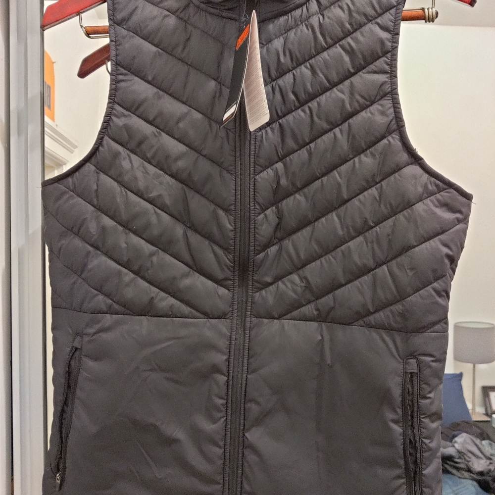 NWT Nike Running Vest aerolayer